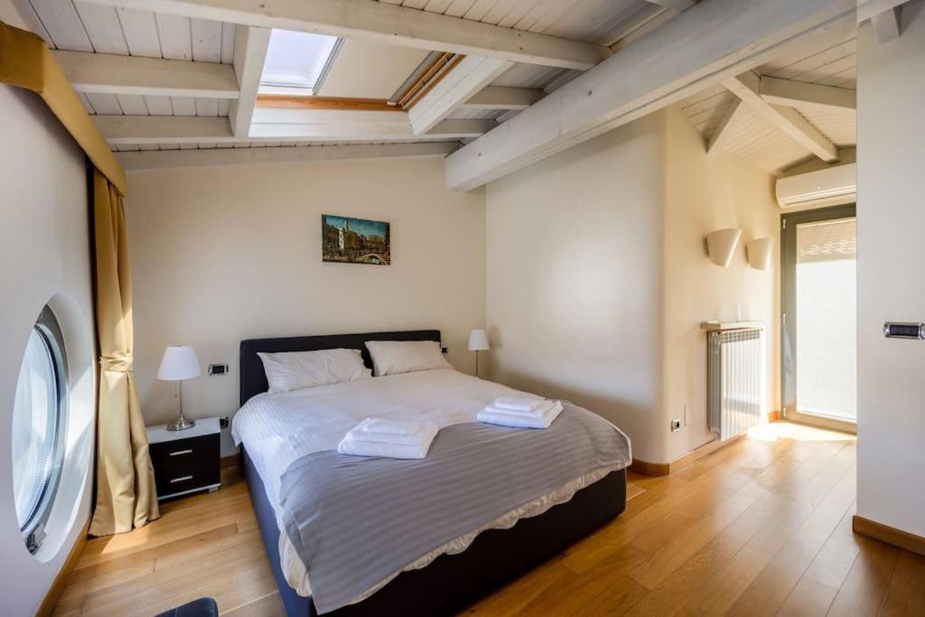 Napoleone's Nest - Elegant And Apartment Milan