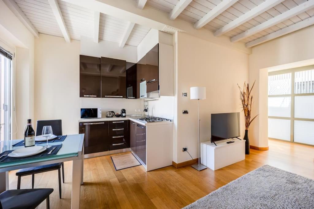 Napoleone's Nest - Elegant And * Milan